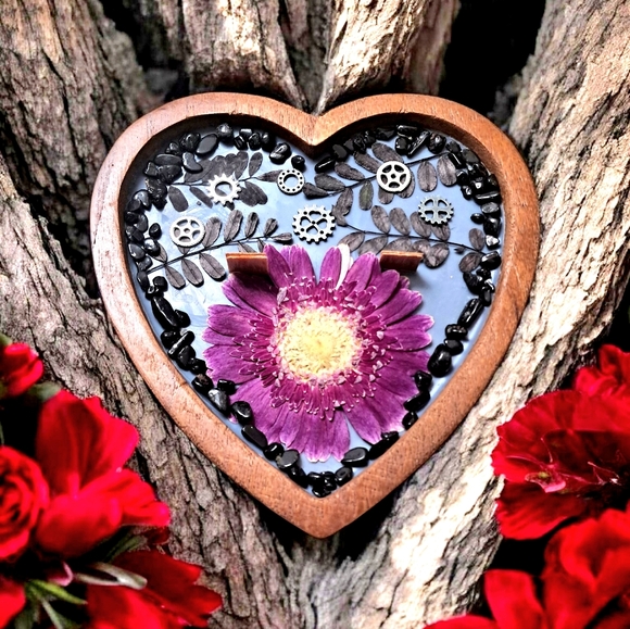 Hand Crafted Other - Hand Crafted , Wicked Worthy Wax, Obsidian Gear wooden heart candle
